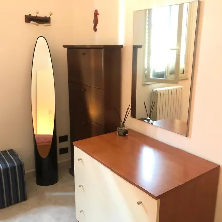 Lägenhet La Rotonda Sul Mare *