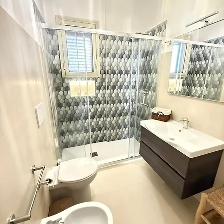 Apartment La Rotonda Sul Mare *